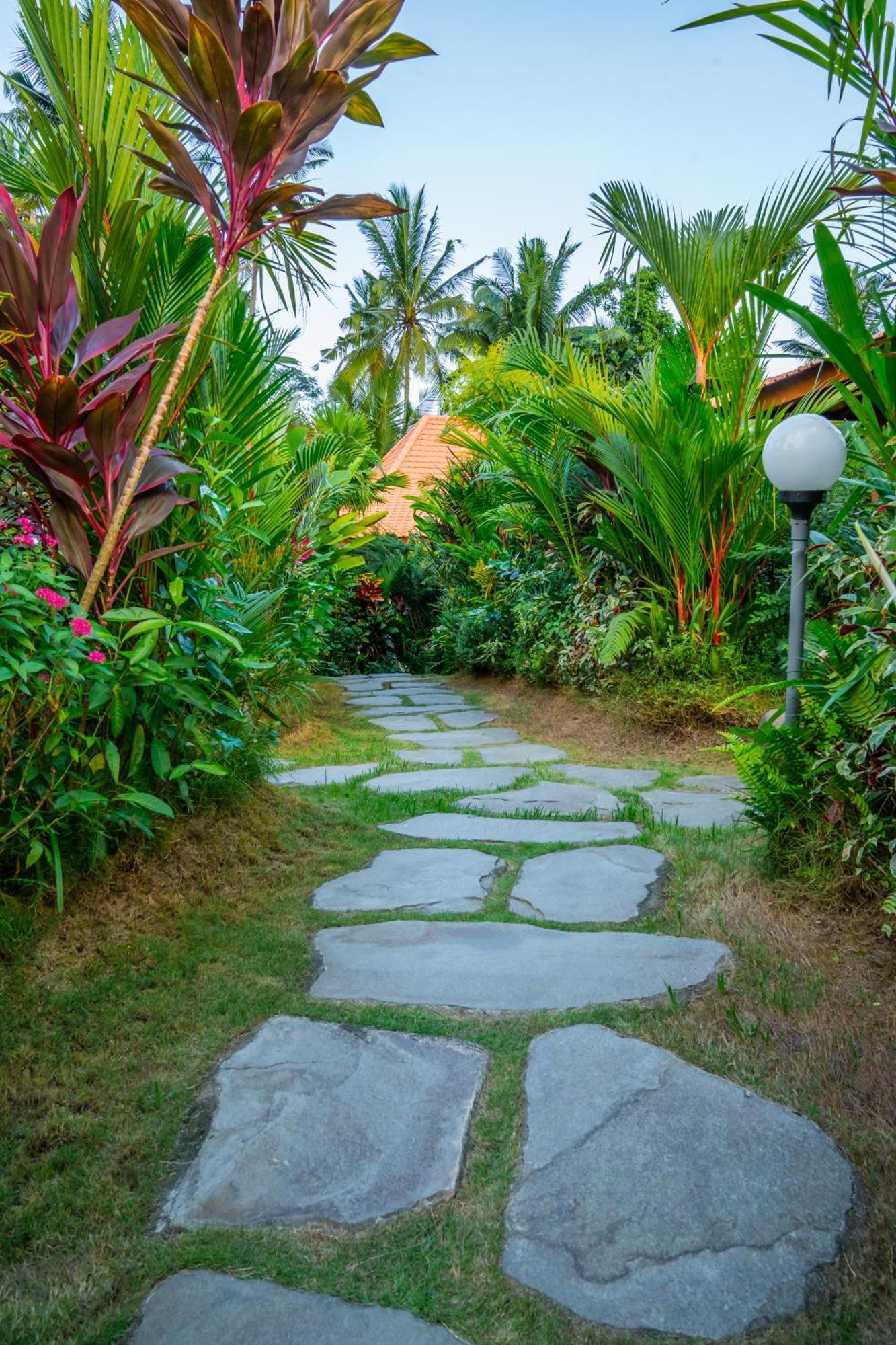 Kampung Uma Dawa Villas And Spa Ubud  Exterior photo
